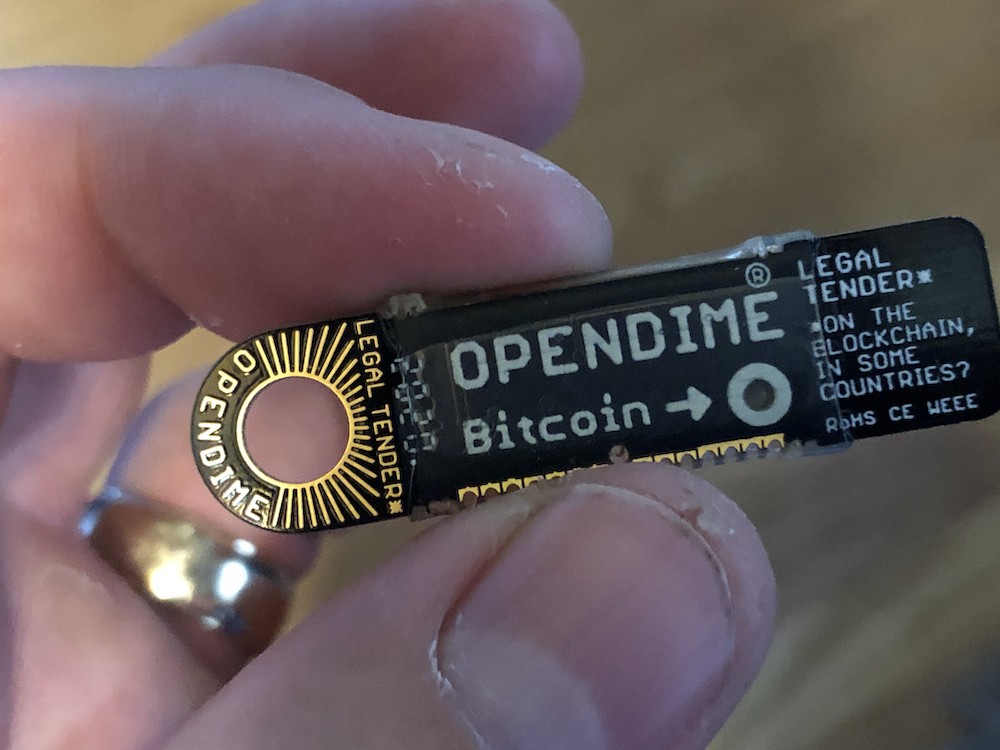 opendime close photo back 