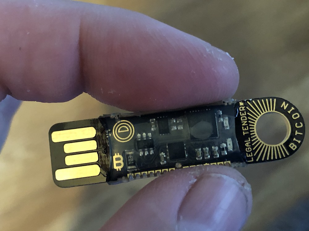 opendime close photo front 